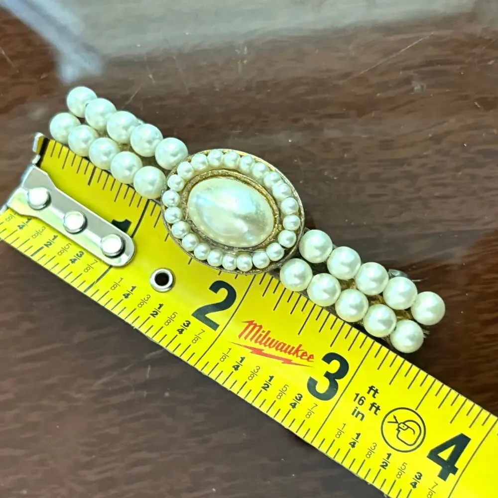 Vintage Faux Pearl Hair Barrette Gold Tone Oval Cabochon Accent